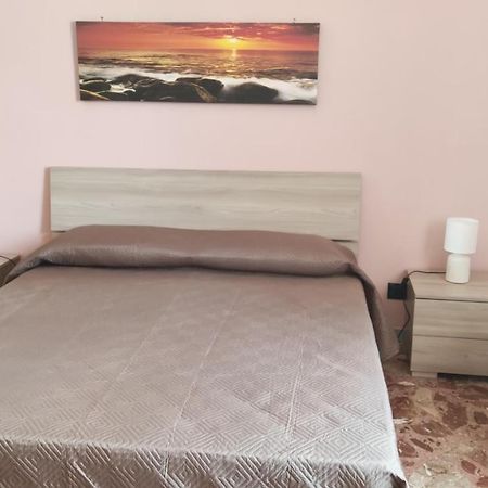 Casa Di Lillo Hotel Lecce Kültér fotó